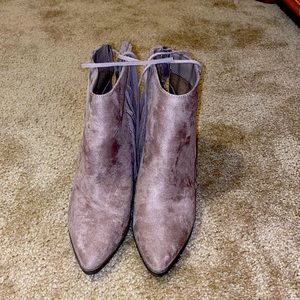 Booties with fringes